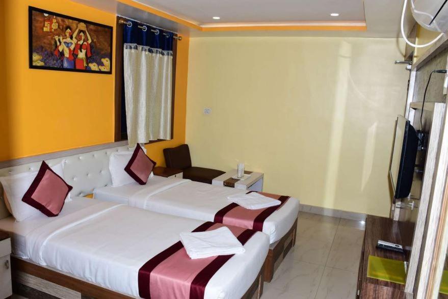 Ar Grand Hotel ราจกี ภายนอก รูปภาพ